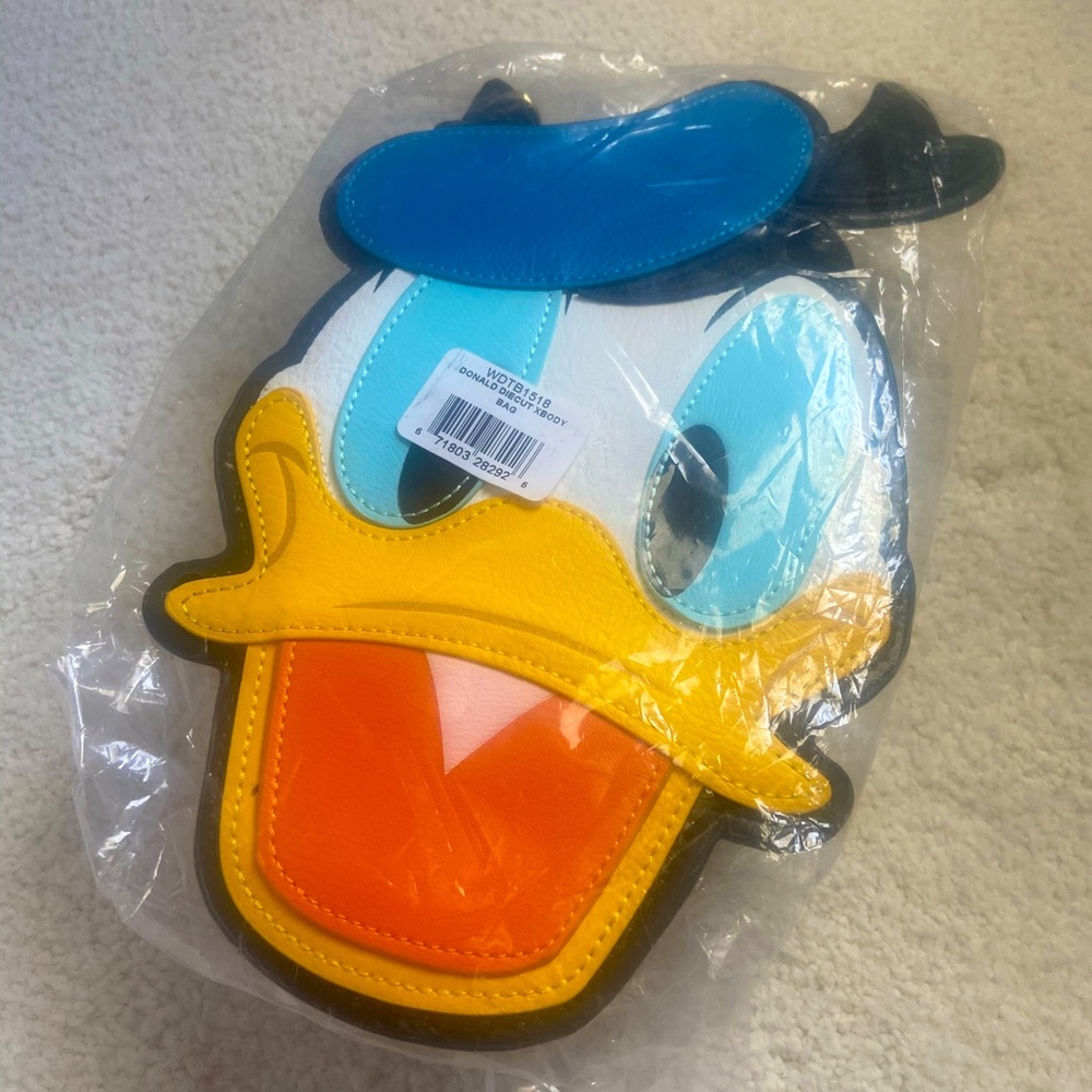 RARE Loungefly donald duck crossbody bag NWT (sold out everywhere)